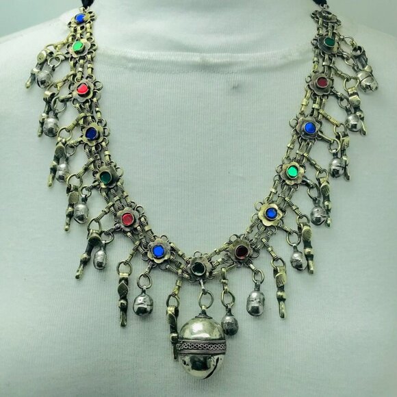 Vintage Bells Tribal Afghan Bib Necklace Silver Kuchi Bib Necklace With Bells - Picture 2 of 12